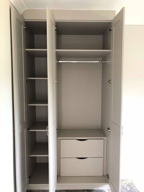 Small Wardrobe Layout, Build In Wardrobe Ideas Small Spaces, Wardrobe Layout, Small Bedroom Wardrobe, Closet Redesign, Furniture Sets Design, Bedroom Wardrobe Ideas, Wooden Wardrobe Design, Small Bedroom Layout