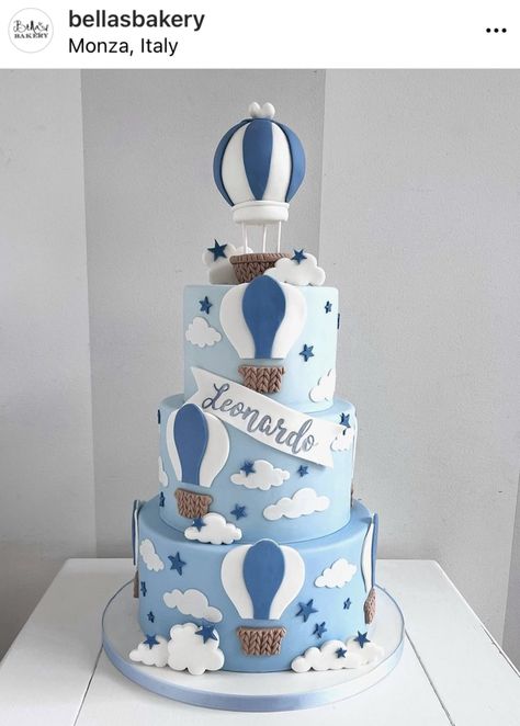 Hot Air Balloon Baby Shower Cake, Hot Air Balloon Party Theme, Hot Air Balloon Party Decorations, Balloon Birthday Themes, Baby Elephant Cake, Hot Air Balloon Cake, Boys 1st Birthday Cake, Carousel Cake