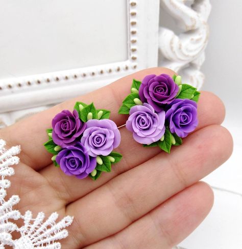 Studs earrings with a miniature bouquet made of polymer clay. Gift wrapped. only one pair is included in the listing. Miniature Bouquet, Floral Earring, Miniature Rose, Polymer Flowers, Earring Inspo, Clay Studs, Polymer Clay Flower Jewelry, Rose Stud Earrings, Lilac Roses