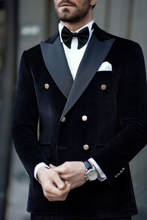 Introducing the Black Velvet Double-Breasted Tuxedo 2-Piece by VIOSSI—an embodiment of modern elegance and sartorial excellence. Crafted for those who appreciate the finer things in life, this ensemble pushes the boundaries of traditional formalwear with its innovative design and luxurious materials.  #blacktuxedo #tuxedo #velvettuxedo #suit #suits #slimfit #menstyle #menfashion #fashioninspo #formalwear #menclothing #formalattire Double Breasted Tuxedo, Suit Stores, Slim Fit Suit Men, Lapel Jacket, Slim Fit Suits, Black Suit, Wedding Suits Men, Tuxedos, Groom Style