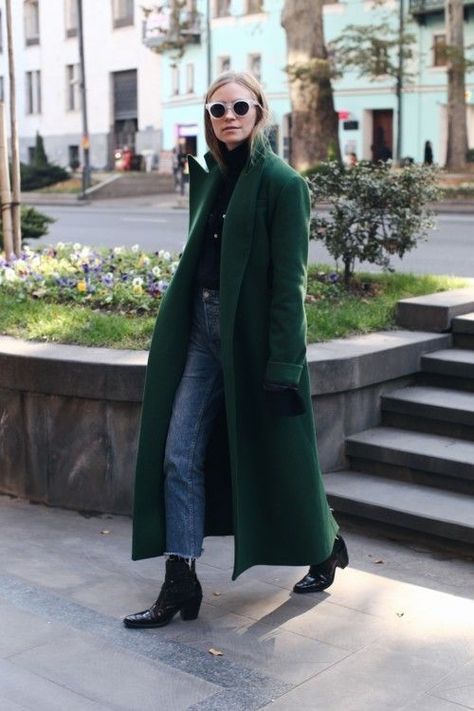 Rag And Bone Rover Boot Outfit, Green Duster Outfit, Green Coat Outfit, Cute Winter Coats, Mantel Outfit, Pijamas Women, Fall Fashion Coats, Style Parisienne, Oversized Coat