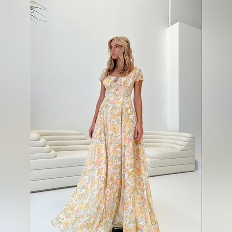 Nwt Princess Polly Masuda Maxi Dress Yellow Floral. Absolutely Gorgeous Dress. Brand: Princess Polly Size: 12 Price: $80 (Retail $96+Tax) Summer Maxi Dress With Sleeves, Yellow Garden Party Dress, Orange Floral Maxi Dress, Yellow Floral Bridesmaid Dresses, Pale Yellow Maxi Dress, Ghana Trip, Garden Party Dresses, Floral Yellow Dress, Long Spring Dresses