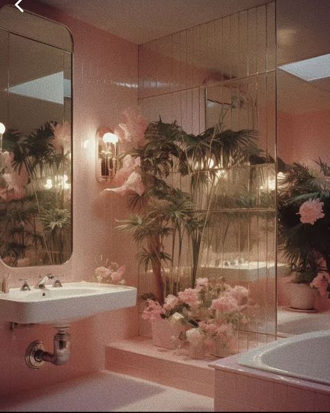 Pink Penthouse, 80s Apartment, 1980s Interior, 90s Interior, 80s Interior Design, Chrome Pink, 80s House, 80s Art Deco, Glam House