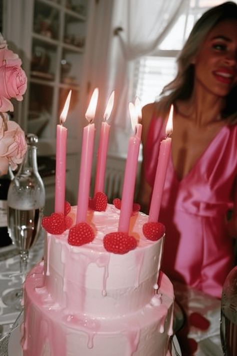 you only turn 21 once! and fun fact: age 21 is statistically THEE ONLY age that noone regrets being so why not plan the best party theme to kick it off? here are 31 of the best 21st birthday themes ideas everyone is currently OBSESSING over and you will too. Alcohol Bouquet, Manifest 2024, 21st Birthday Themes, 1920s Themed Party, Champagne Breakfast, 21 Bday, 20th Bday, Themes Ideas, Fun Party Themes