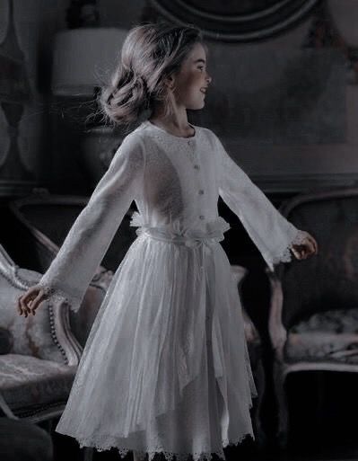 Royal Aesthetic, Fantasy Aesthetic, Face Claims, Character Inspiration, Royalty, White Dress, Wattpad, Queen, Writing