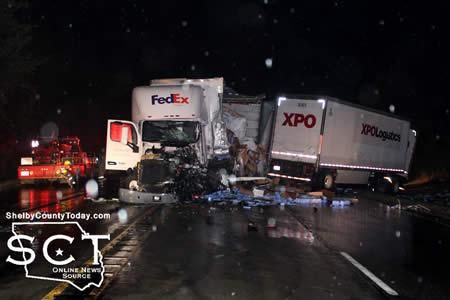 Dual 18-wheeler Collision Fatal for One Driver | Shelby County Today Fedex Accident, Truck Accidents Funny, Fedex Truck Accident Proof, Accident Car In The Road, Broken Iphone Screen, Images Of Road Accident, Car Accidents Photos Fatal, Sterling Trucks, Fedex Truck Accident