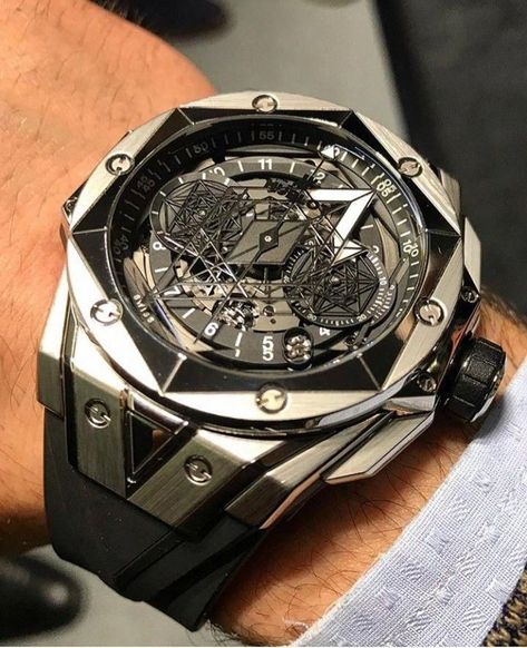 Futuristic Watches, Diamond Watches, Army Watches, Fancy Watches, Amazing Watches, Expensive Watches, Invicta Watches, Watches Unique, Stylish Watches