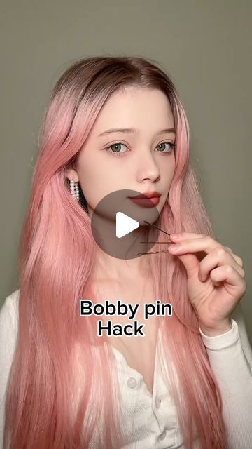 Helloitsjessicaa on Instagram: "Bobby pin hack. How to keep your hair in place all day✨  #hairtutorial #hairinspo #bobbypin #hairhack #explorepage #pinkhair" Hairstyles To Do With Bobby Pins, Using Bobby Pins In Hair, How To Pin Hair Back With Bobby Pins, Hairstyles Using Bobby Pins, How To Put A Bobby Pin In Hair, Bobby Pin Half Up Half Down, Bobby Pin Tutorial, Bobby Pin Hacks Hair Tricks, Bobbypins Hairstyles Long Hair