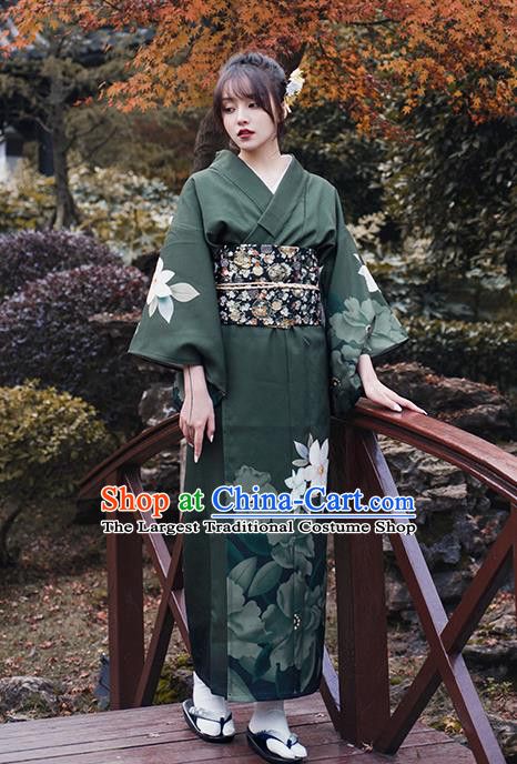 Green Kimono Anime, Green Kimono Traditional, Japan Traditional Clothes, Festival Yukata, Kimono Ideas, Printing Flowers, Japanese Fashion Women, Kimono Traditional, Journal Therapy