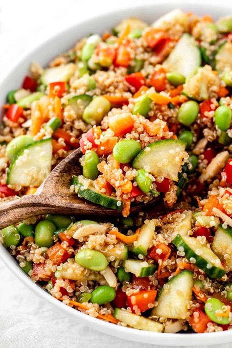 Quinoa Salad Edamame, Edamame Quinoa Salad, Salad With Sesame Ginger Dressing, Quinoa Salad Recipes Healthy, Edamame Quinoa, Edamame Recipes Salad, Quinoa Edamame, Asian Quinoa, Bean Salads