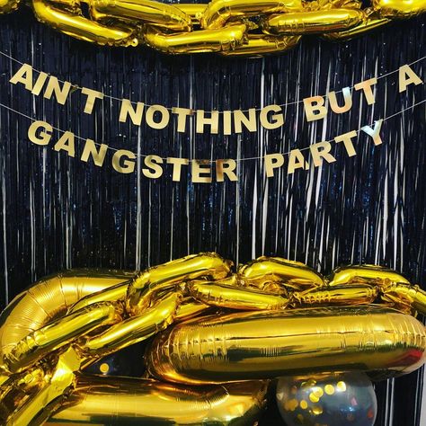 Gansta Party, Chain Balloons, 90s Theme Party Decorations, 90s Hip Hop Party, Hip Hop Birthday Party, Gangster Party, Hip Hop Birthday, 90s Theme Party, Hiphop Party