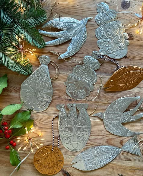 My two embossed tin decoration workshops sold out so we have added two more dates! Come and learn a new craft and spend a lovely evening… | Instagram Tin Christmas Decor, Foil Christmas Decorations, Christmas Ornaments Crafts, Clare Youngs, Tin Foil Art, Computer Writing, Metal Decorations, Tin Ornaments, Metal Ornaments