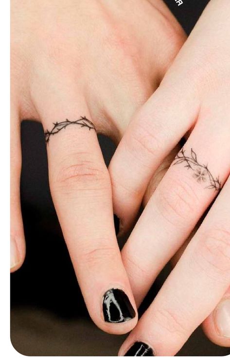 Ring Finger Tattoo Couple Marriage, Hand Ring Tattoo, Tattoo Rings Wedding, Ring Tattoo Designs For Women, Ring Finger Tattoo For Women, Marriage Tattoos Ring Finger, Finger Tattoos Ring, Tattoo Ring Finger, Marriage Ring Tattoos