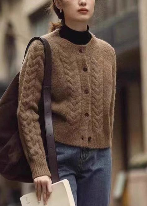 Fall Fabric, Fall Coat, Knitted Coat, Trendy Fall, Mode Inspo, Stylish Outfits, Insta Fashion, Winter Outfits, Korean Fashion