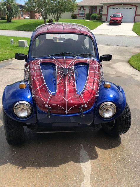 Spider-man Car, Spiderman Funny, Spiderman Gifts, Baby Spiderman, Spiderman Theme, Baja Bug, Batman Spiderman, Car Deco, Cool Car Accessories