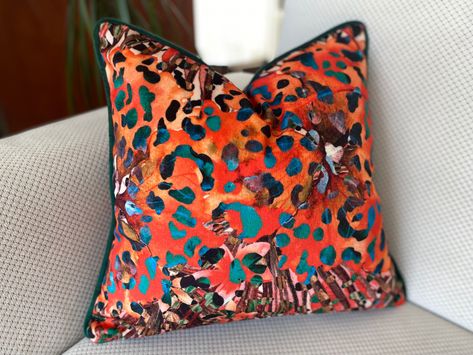 Orange Pillows Living Room, Couch Pillows Ideas Color Schemes, 24x24 Pillows, Orange Living Room Decor Ideas, Colorful Sofa Pillows, Funky Pillows, Abstract Orange, Luxury Pillows, Orange Velvet