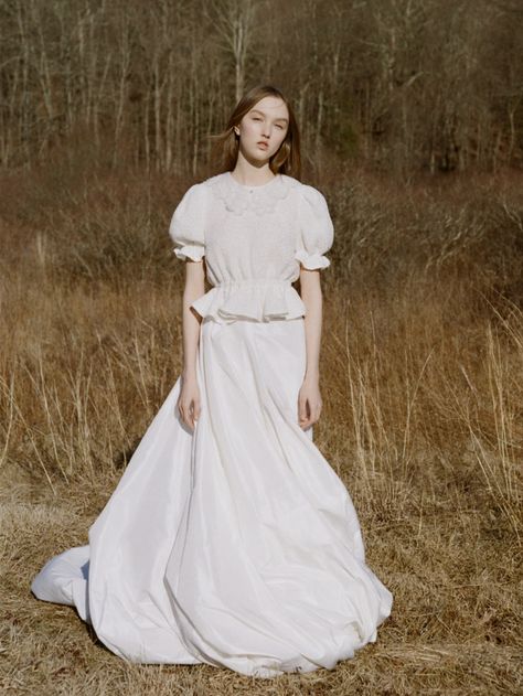 Honor NYC Bridal Spring 2023 [PHOTOS] – WWD Honor Nyc, Nyc 2023, Fearless Women, Trumpet Dress, Tulle Flowers, Tiered Skirts, Bubble Skirt, Bridal Fashion Week, Luxury Bridal