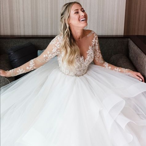 Long Sleeve Lace Wedding Dress Ballgown, Hayley Paige Wedding Dress Long Sleeve, Hailey Paige Wedding Dresses, Tiered Tulle Wedding Dress, Ball Gown Floral, Tiered Wedding Dress, Hayley Paige Bridal, Hayley Paige Wedding Dress, Gown Floral