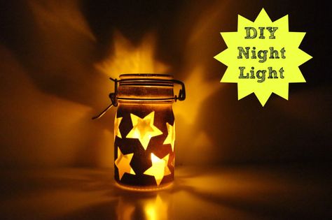 DIY Night Light! An inexpensive & easy way to make your child's room look gorgeous (& provide a little comfort to those who need it ; ) Diy Night Light, Light Crafts, Jar Diy, Jar Lights, Mason Jar Crafts, Night Light Diy, Jar Crafts, Design Diy, Craft Activities