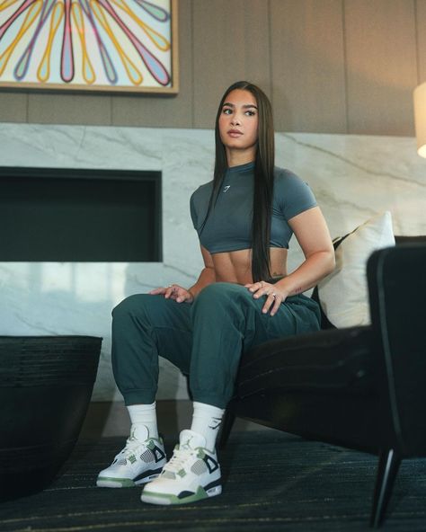 All Posts • Instagram Gymshark Outfit, Women Fitness Photography, Gymwear Outfits, Outfit Oversize, Estilo Fitness, Chill Fits, Gym Clothes Women, Gym Fits, Workout Fits