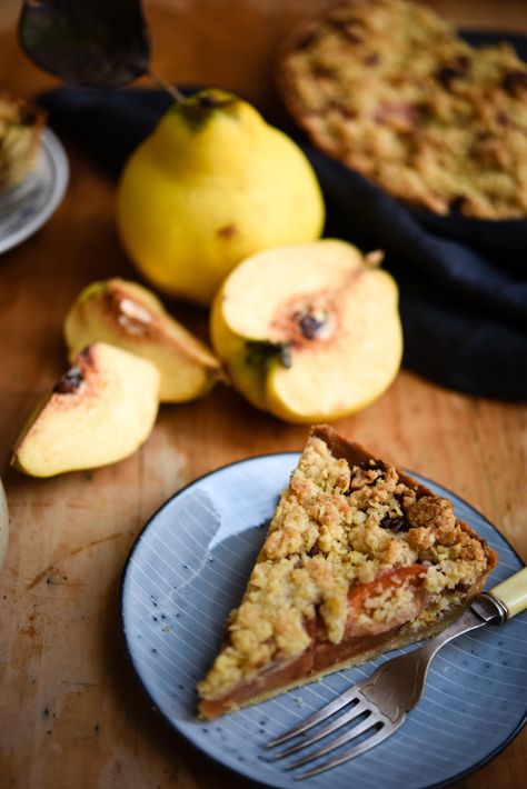 Quince Crumble Tart | Patisserie Makes Perfect Quince Crumble, Quince Pie, Roasted Quince, Crumble Tart, Quince Recipes, Quince Cakes, Quince Cake, Warm Desserts, Tart Filling