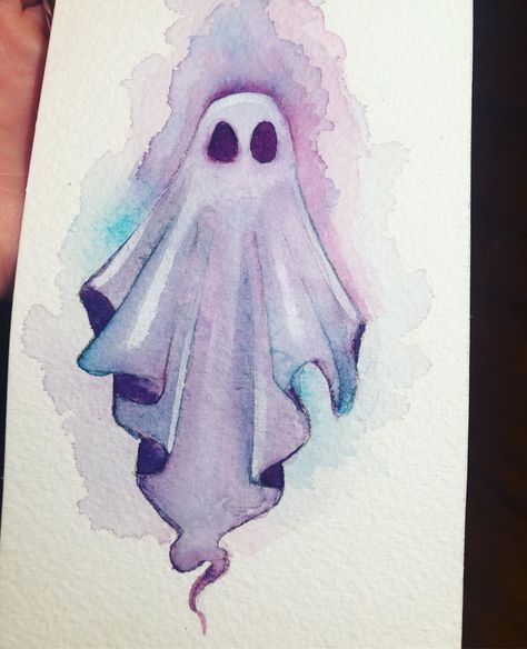 A little bit spooky, a little bit cute 👻 #ladymoondesigns #painting #halloween #ghost #halloweenart #watercolour #spookyart #ghosts… Cute Creative Drawings, Ghost Pictures Drawing, Drawings To Watercolor, Canvas Painting Ideas Watercolor, Easy Paintings For Halloween, How To Paint Ghosts, Acvarel Painting Ideas Easy, Color Water Art Inspiration, Things To Sketch Halloween