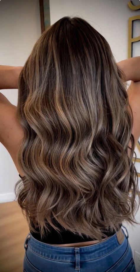 Bronde Balayage Brunettes Fall, Mocha Hair Color With Highlights Caramel, Chocolate Brownie Hair Colour, Mousy Brown Highlights, Beige Highlights On Brown Hair, Light Baylage Brunette, Hair Color Balayage Brunette, Brunette Balayage Hair Cool Tone, Beige Brown Highlights