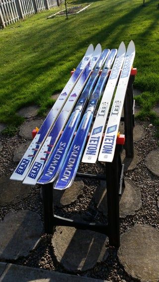 Adirondack Ski Chair : 7 Steps (with Pictures) - Instructables Adirondack Chairs Diy, Downhill Skis, Ski House Decor, Ski Chair, Hope Chests, Old Skis, Building Things, Back Steps, Ski House