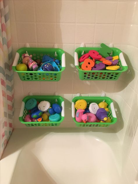 Bath Toys Organization, Kids Bath Toys Storage, Dollar Tree Montessori Activities, Diy Bath Toy Storage, Toy Organization Ideas For Bedroom, Dollar Tree Toy Storage, Bath Toy Storage Ideas, Diy Toy Bin, Dollar Tree Toy Organization