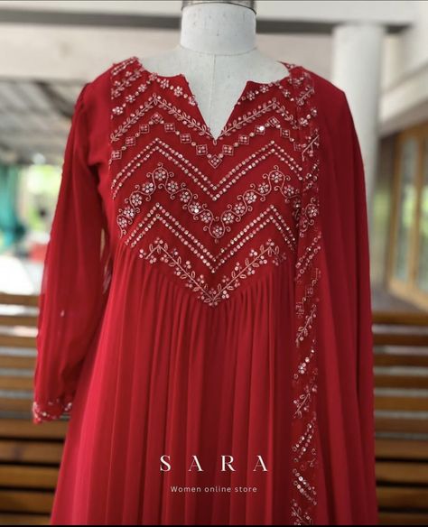 Cotton Frock Designs For Women, Handwork Kurti Designs, Frock Designs For Women, Cotton Frock, Designer Dresses Elegant, Frock Designs, Simple Frock Design, Stylish Kurtis Design, Churidar Designs