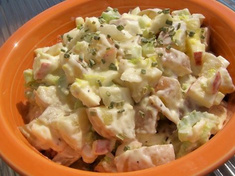 Salad Celery, Potato Salad With Apples, Trendy Recipes, Boil Potatoes, Celery Salad, Recipes Potato, Apple Salad Recipes, Salad Recipes Video, Apple Salad