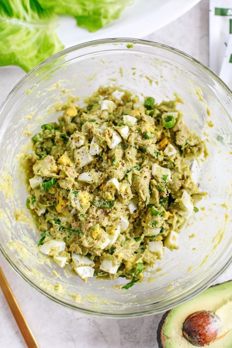 Tuna Avocado Egg Salad - Eat Yourself Skinny Tuna Avocado Salad, Avocado Background, Avocado Diet, Tuna Egg Salad, Tuna Salad Recipe Healthy, Lunchtime Meals, Avocado Tuna, Egg Png, Avocado Tuna Salad