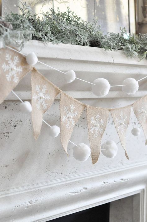 January! After Christmas Decor, January Decor, Winter Decor Ideas, Winter Decorations Diy, Christmas Bunting, Fabulous Diy, Christmas Mantel Decorations, Winter Decorating, White Christmas Decor