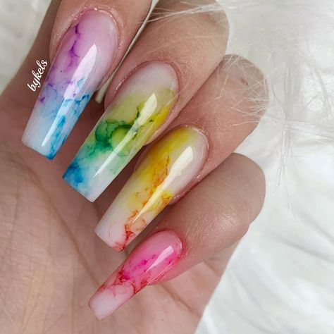 Marble Acrylic Nails, Rainbow Marble, Nails Rainbow, Rainbow Nails Design, Rainbow Nail Art, Diy Acrylic Nails, Nails Design With Rhinestones, Glow Nails, Pretty Nail Art Designs