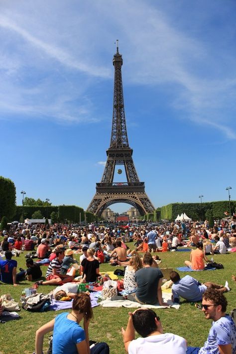 6 UNBLOCKED Locations to capture the Eiffel Tower!  #Paris in #summer, #Eiffel tower picnic, paris arrondissements map, best places to visit in paris, #France Mean Pictures, Eiffel Tower Picnic, Paris In Summer, Dublin Ireland Travel, Places To Visit In Paris, Paris Photography, Champs Elysees, The Eiffel Tower, Ireland Travel