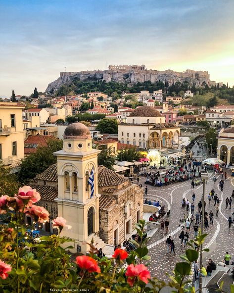 #spring #flowers #photooftheday #travel #greece #travelphotography Athens Greece Photography, Monastiraki Athens, Greece Landscape, Athens Travel, Greece Itinerary, Athens City, Greece Photography, Greece Travel Guide, Places To Visit In Paris