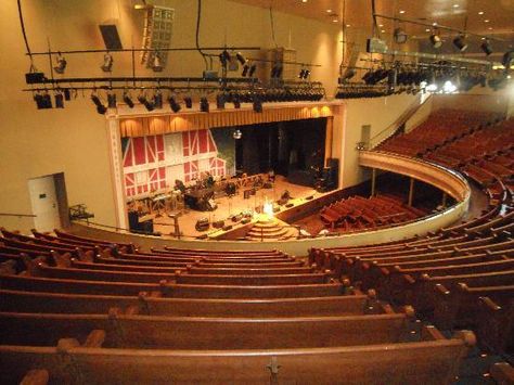 Ryman Auditorium Hans Scharoun, Nashville Tennessee Vacation, Berlin Philharmonic, Music City Nashville, Famous Architecture, Nashville Trip, Grand Ole Opry, Cad Blocks, Cad Design