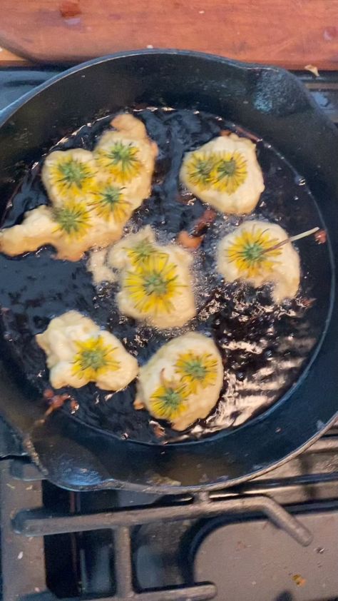 Dandelion Fritters Recipe, Fried Dandelion Flowers, Dandelion Fritters, Fried Dandelions, Dandelion Plant, Corn Fritters, Muffin Batter, Fritter Recipes, Dandelion Recipes