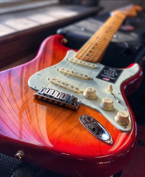 Gitar Vintage, Fender Strat, Stratocaster Guitar, American Ultra, Guitar Photography, Guitar Pics, Cool Electric Guitars, Fender Guitar, Guitar Gear