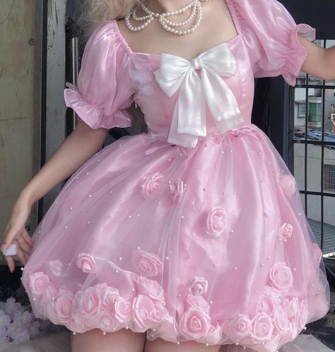 Pink Party Aesthetic Outfits, Jellyfish Dress, 23 Bday, Coquette Things, Princess Life, Mind Palace, Classy Gowns, Pink Lifestyle, Gorgeous Outfits