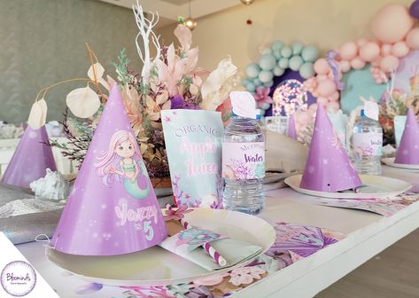 Setting a magical table for little mermaids and mermen! ✨🍽️ Birthday Decor Ideas, Apple Water, Mermaid Birthday Decorations, Mermaids And Mermen, Cute Mermaid, Birthday Decor, Mermaid Birthday, The Little Mermaid, Birthday Decorations