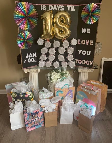 One Gift A Day Ideas For Birthday, 10 Days Of Birthday Gifts, Gift Countdown Ideas Birthday, Gift Everyday Until Birthday, 13 Days Of Birthday Gifts, Birthday Countdown Surprise Ideas, Gift A Day Birthday, Birthday Present Countdown, 18th Birthday Craft Ideas