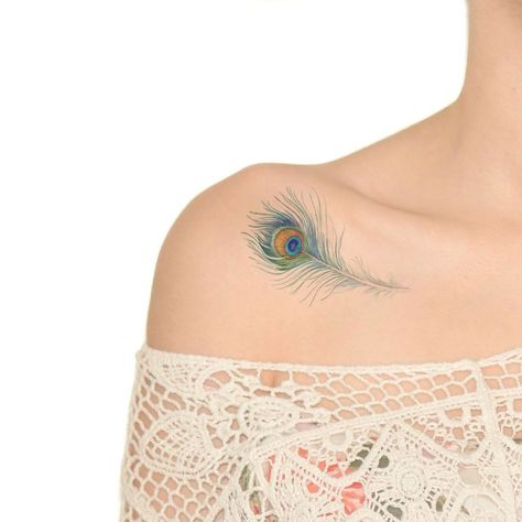 Tattoo Peacock Feather, Mor Pankh Tattoo, Tattoo Peacock, Feather Peacock, Peacock Feather Tattoo, Peacock Tattoo, Feather Tattoo Design, Elements Tattoo, Feather Tattoo