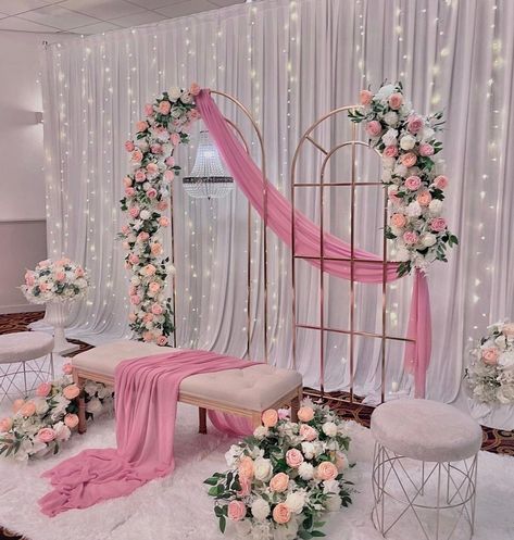 Red Events, Marriage Function, Decor Business, Desi Wedding Decor, Events Decor, Wedding Backdrop Decorations, Shop Projects, Glam Decor, Desi Wedding