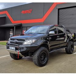 Toyota Hilux Offroad, Hilux Mods, Highlander Toyota, Car Stunt, Hilux 4x4, Car Pink, Cars Toyota, Toyota Truck, Hilux Vigo