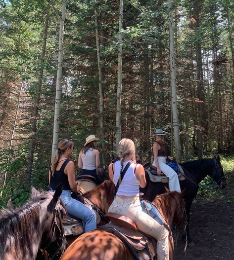 Horse Back Riding Bachelorette, Bachelorette Trip Mountains, Horseback Riding With Friends, Horse Riding Bachelorette Party, Park City Aesthetic, Out West Bachelorette Party, Colorado Horseback Riding, Cabin Trip Bachelorette, Park City Bachelorette Party Summer