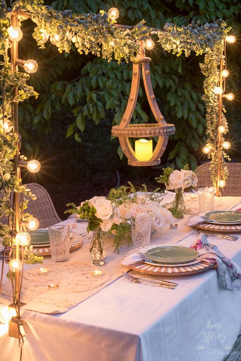 Outdoor Dinner Table, Backyard Table, Outdoor Table Decor, Summer Table Settings, Bohemian Table, Spring Entertaining, Spring Table Decor, Dining Inspiration, Outdoor Chandelier