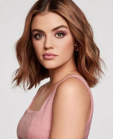 Stunning 😍 Lucy Hale Photos, Imogen Poots, Lucy Hale, Kate Winslet, Pretty Little Liars, Pretty Face, Celebrities Female, Celebrity Crush, Favorite Celebrities