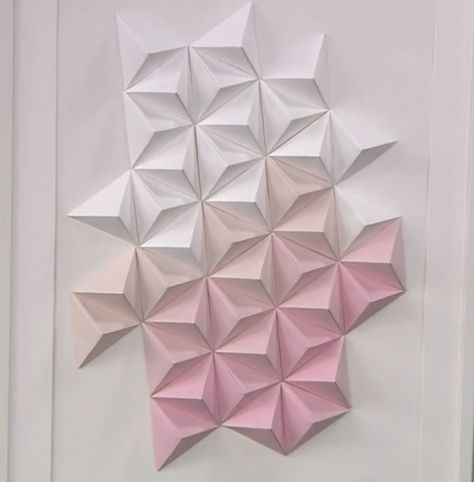 Paper Wall Art Diy, Wall Art Paint, Origami Wall, Origami Wall Art, Nail String, Crafts Origami, Colorful Paintings Acrylic, Acrylic Craft Paint, Paper Wall Art