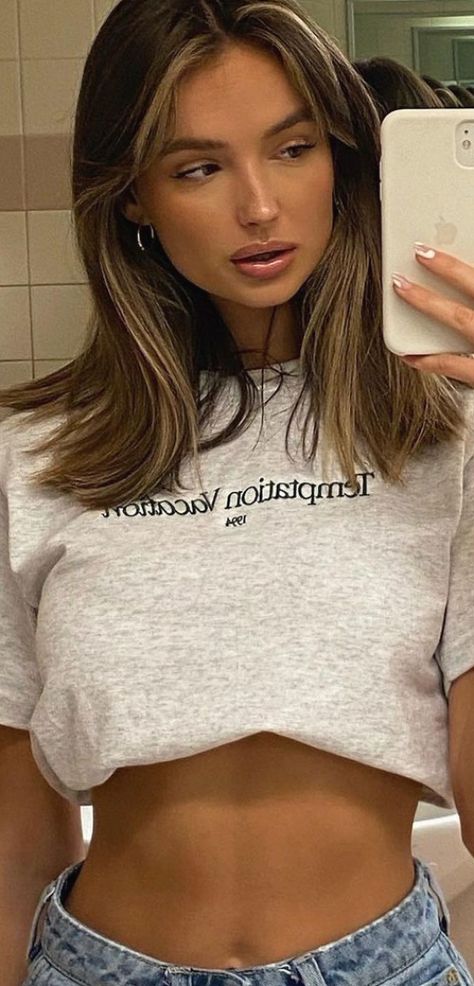 Balayage, Short Mid Length Hair, Semi Short Hair, Collar Bone Hair, Brown Mid Length Hair, Highlights Brown Hair Short, Best Curtain Bangs, Mid Length Straight Hair, Shoulder Length Haircut